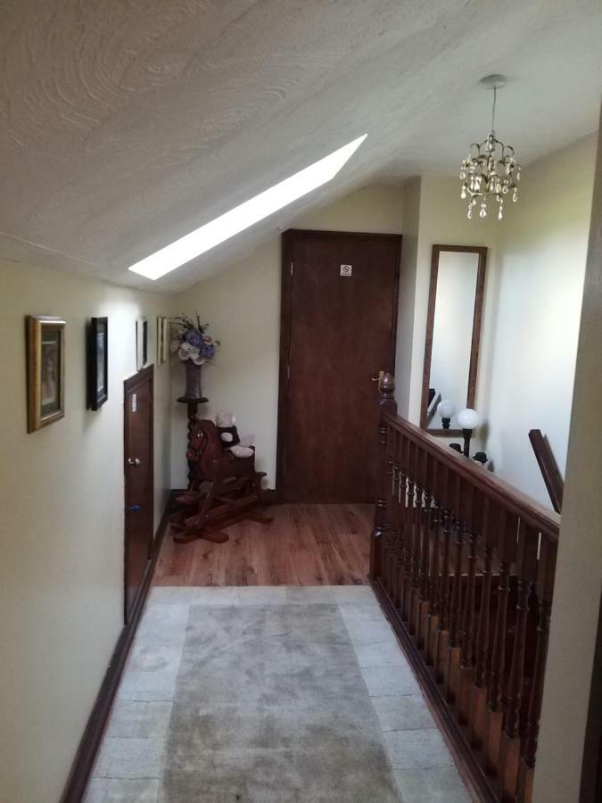 Antrim Heights Bnb Exterior photo